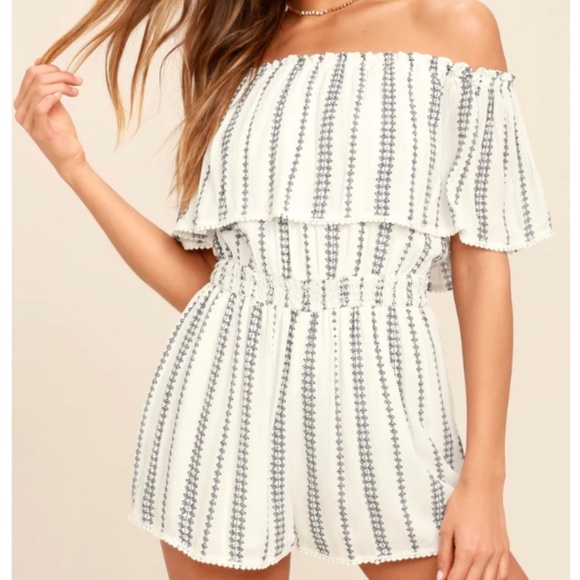 Lulu’s White Print Off-the-Shoulder Romper, size Medium, Color White - Picture 1 of 4